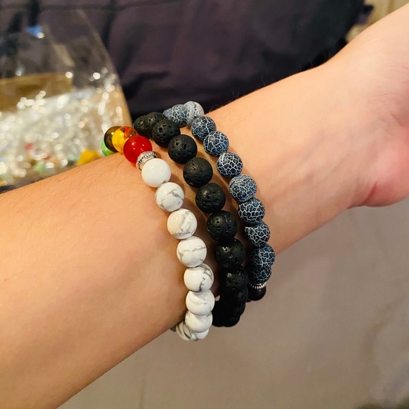 ✨3 for $25 blue 7 stone chakra healing bracelet. - Picture 3 of 5